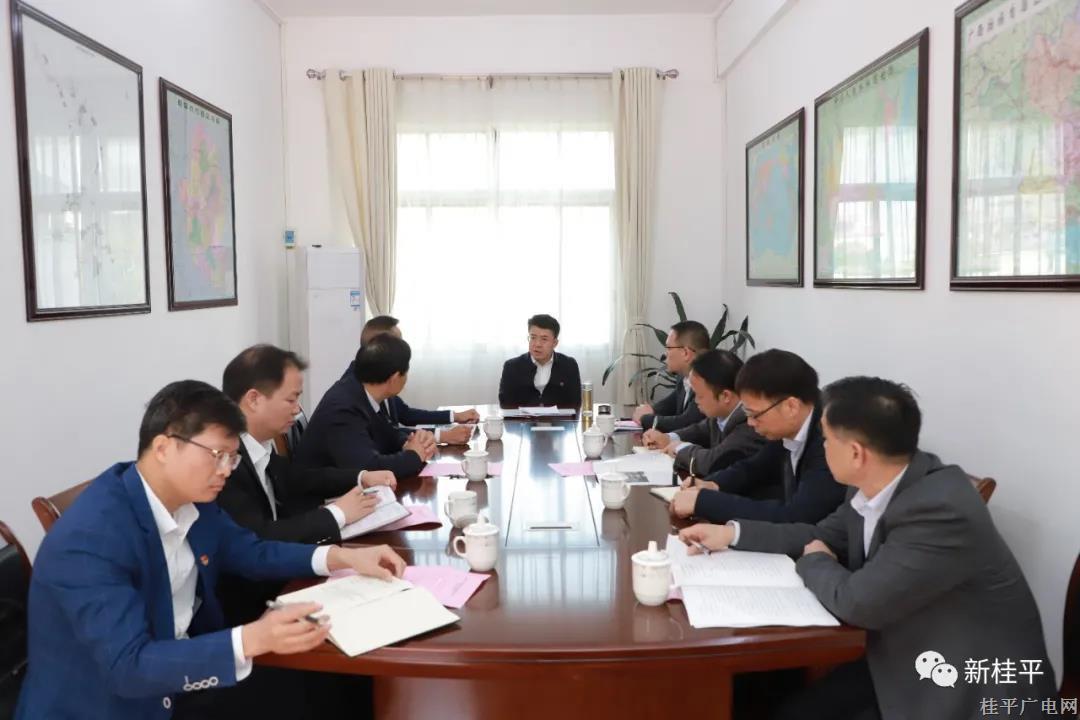 韋慶強(qiáng)會(huì)見(jiàn)廣西衡高教育管理有限公司一行