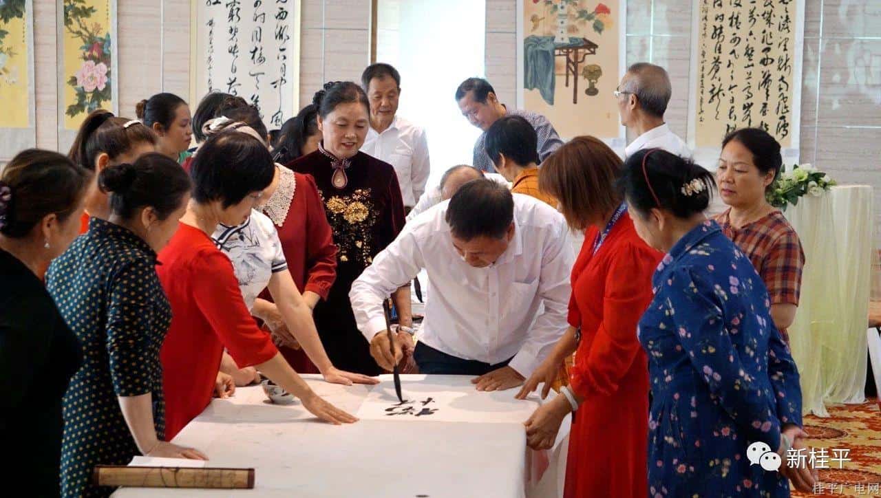 桂平市舉辦學(xué)習(xí)宣傳貫徹黨的二十大精神詩詞書畫文化展示活動