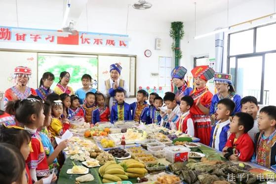 【鑄牢青少年中華民族共同體意識】桂平市各級團(tuán)（隊(duì)）組織開展“壯族三月三”“石榴花開成長路”主題系列活動(dòng)