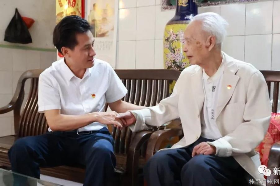 黃創(chuàng)優(yōu)走訪慰問老黨員、困難黨員
