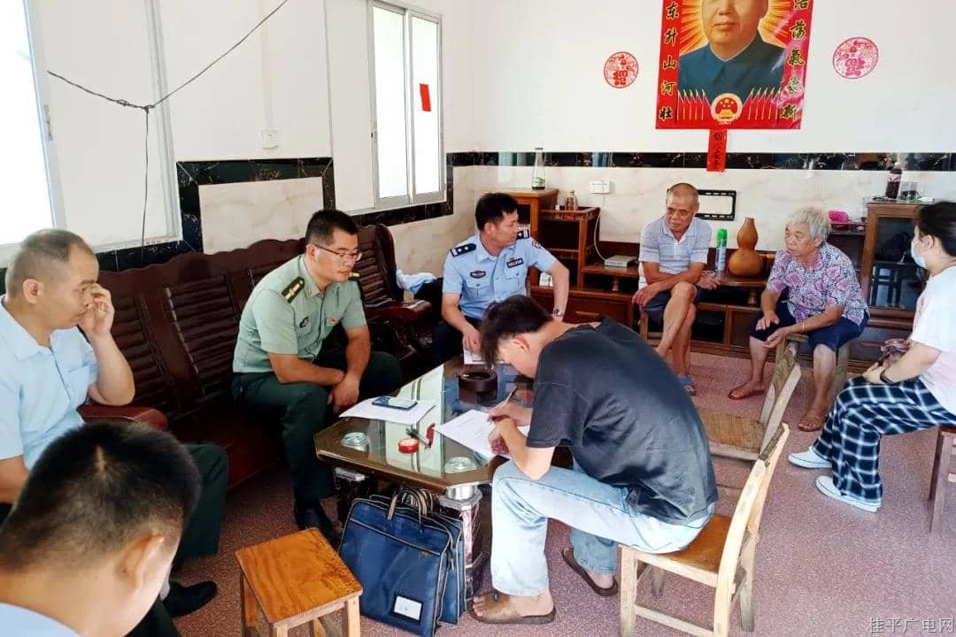  南木鎮(zhèn)：“政考官”面對(duì)面家訪,，把嚴(yán)新兵“政治關(guān)”