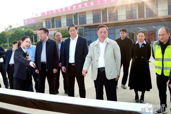 玉林市人大常委會考察組到我市考察