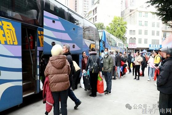 桂平市“點對點”送工愛心專車：情暖返崗路 助力新征程