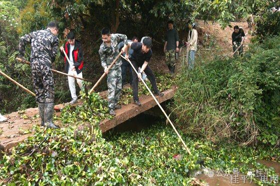 桂平市：干群同心疏渠道 清淤護(hù)水保春耕