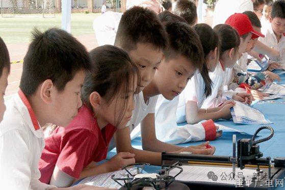 2025年桂平市社會科學(xué)普及活動周啟動 科技融合人文人工智能助力桂平高質(zhì)量發(fā)展